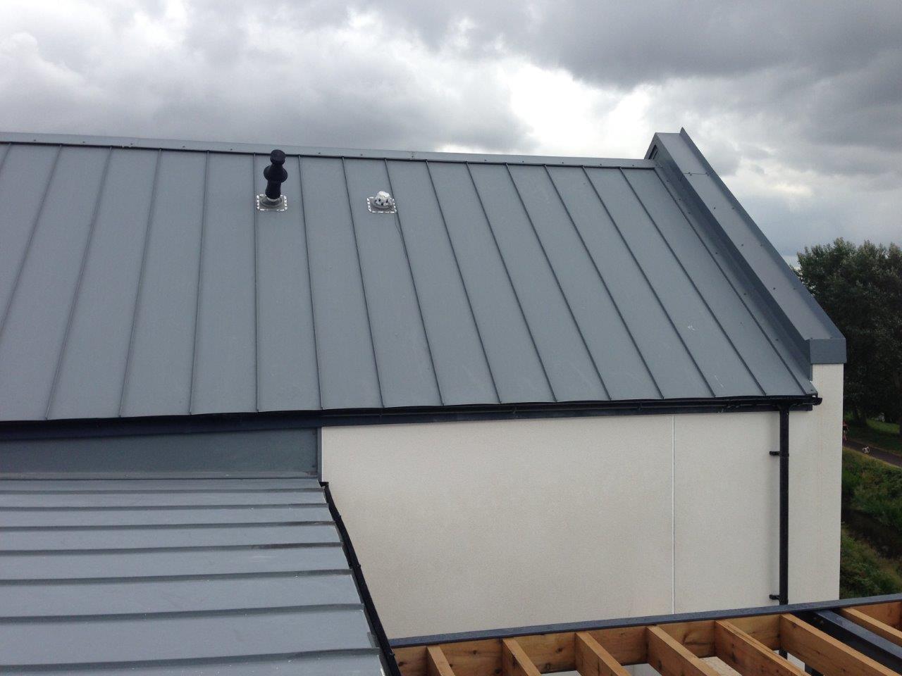 Industrial Roofing, Cladding & Rain Screen Contractors 